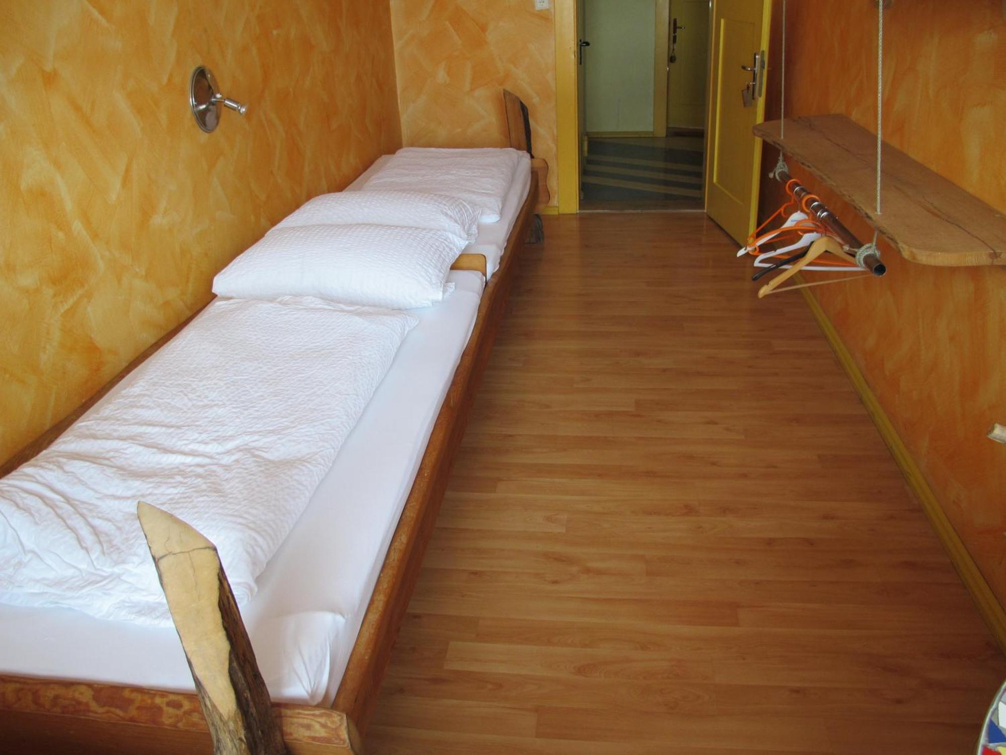 Schiff Bihlerdorf - Hostel Eksteriør bilde