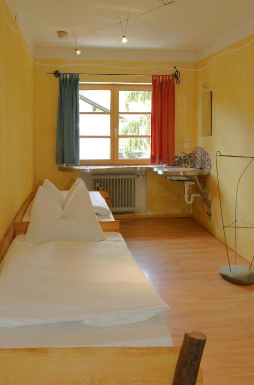 Schiff Bihlerdorf - Hostel Rom bilde