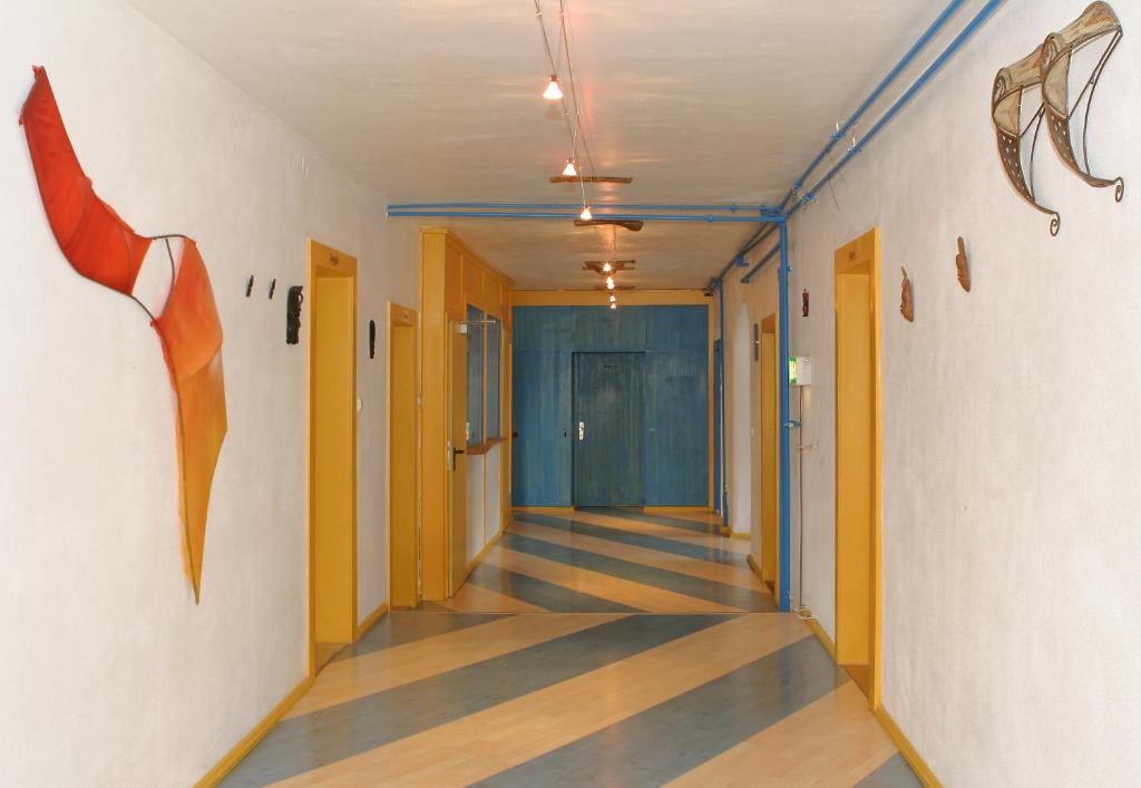Schiff Bihlerdorf - Hostel Eksteriør bilde
